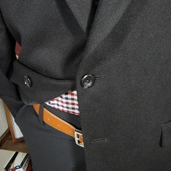 JOS A BANK GORDON Men's Sport Coat Blazer Two‎ Button Solid Black CASHMERE 43R